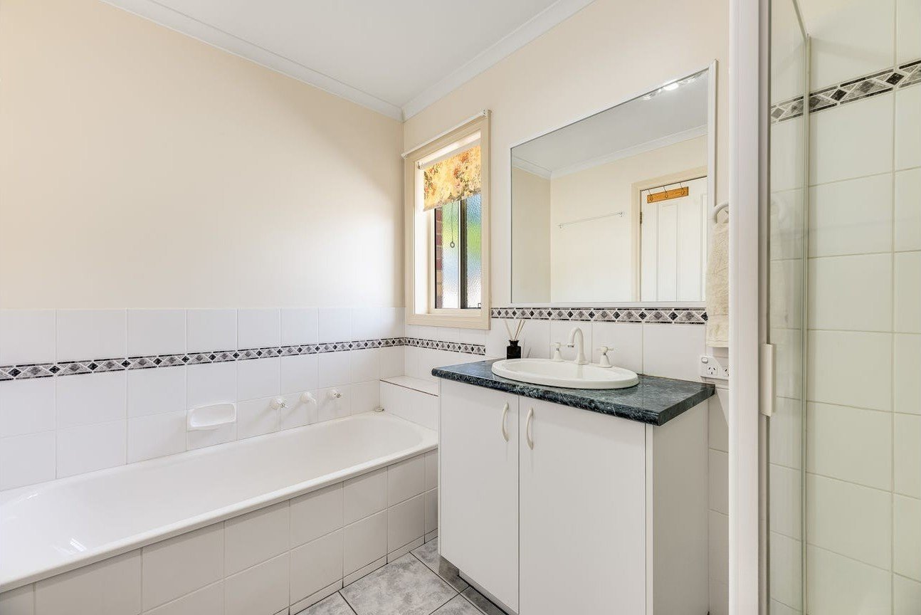 2/20 Maidstone Street, Ringwood image 7