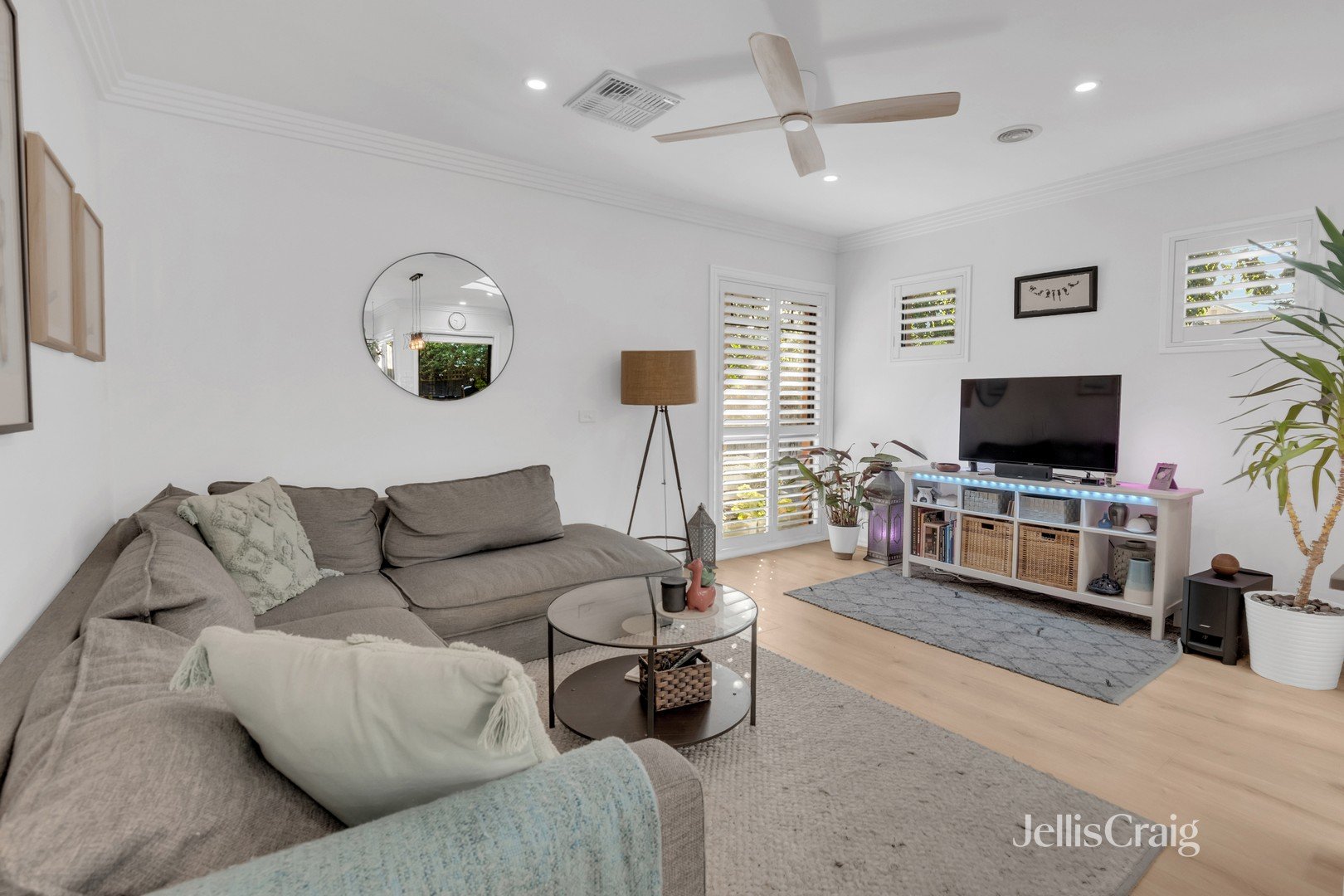 2/20 Mulga Street, Altona image 2