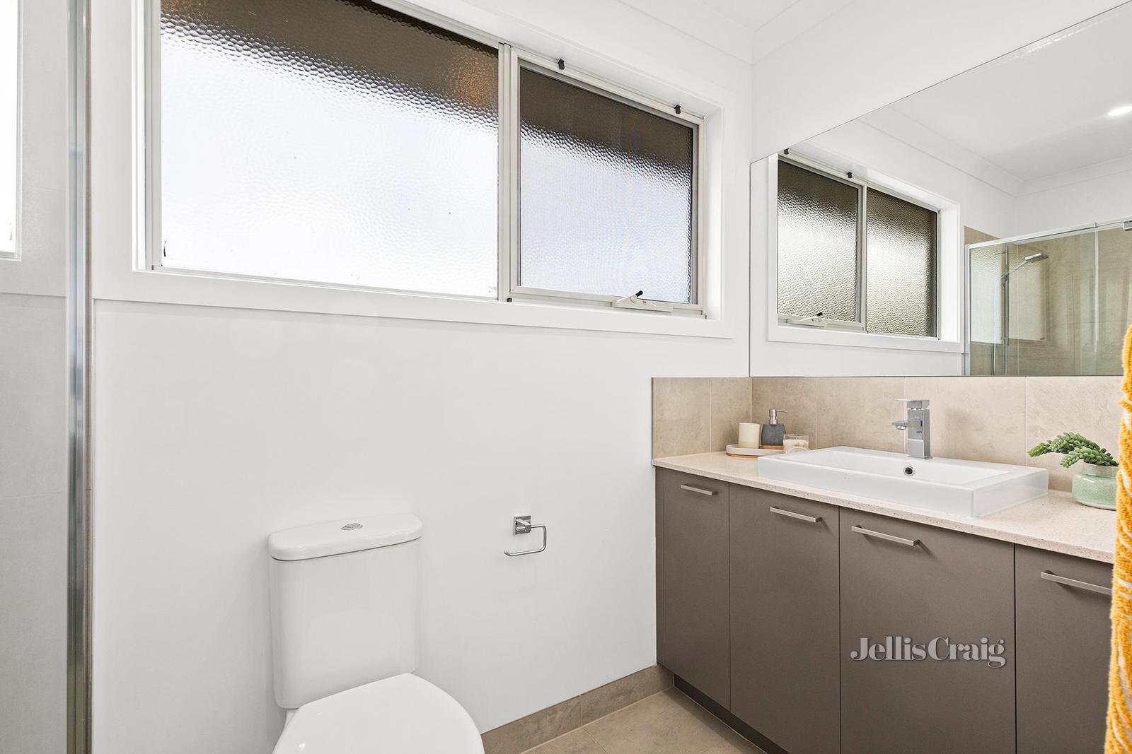 2/20 Newcastle Street, Preston image 7