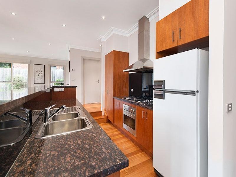 2/20 Orchard Crescent, Mont Albert North image 4