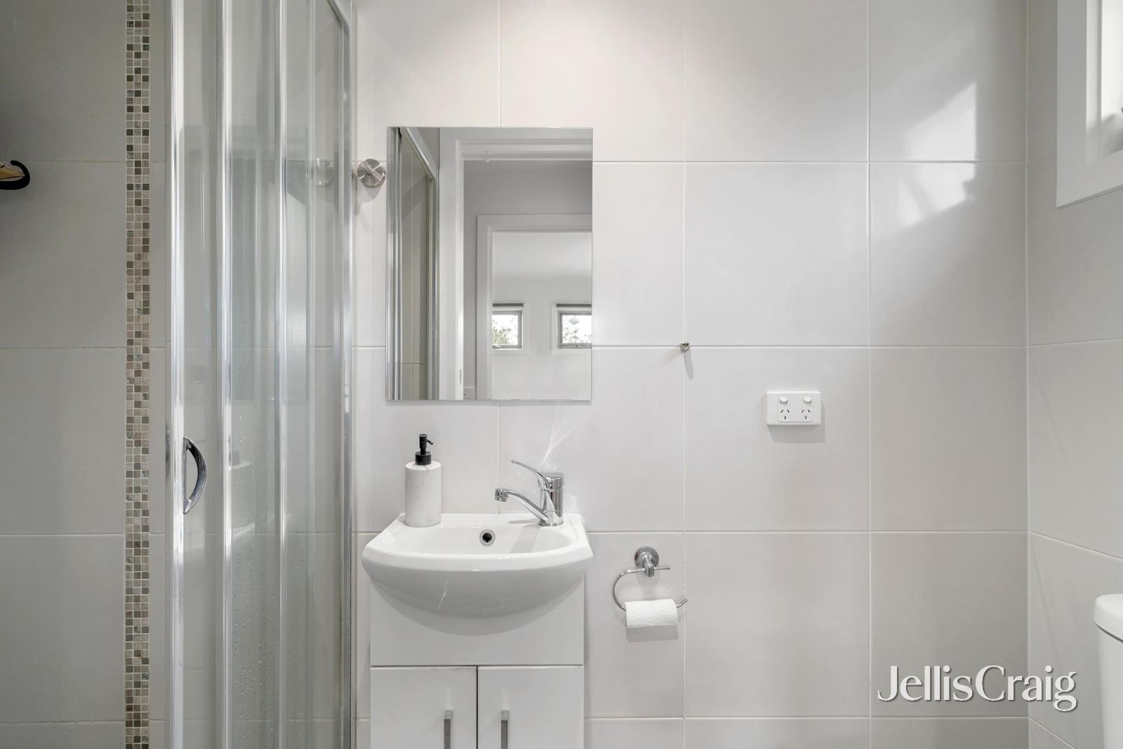 2/20 Parker Street, Templestowe&nbsp;Lower image 9