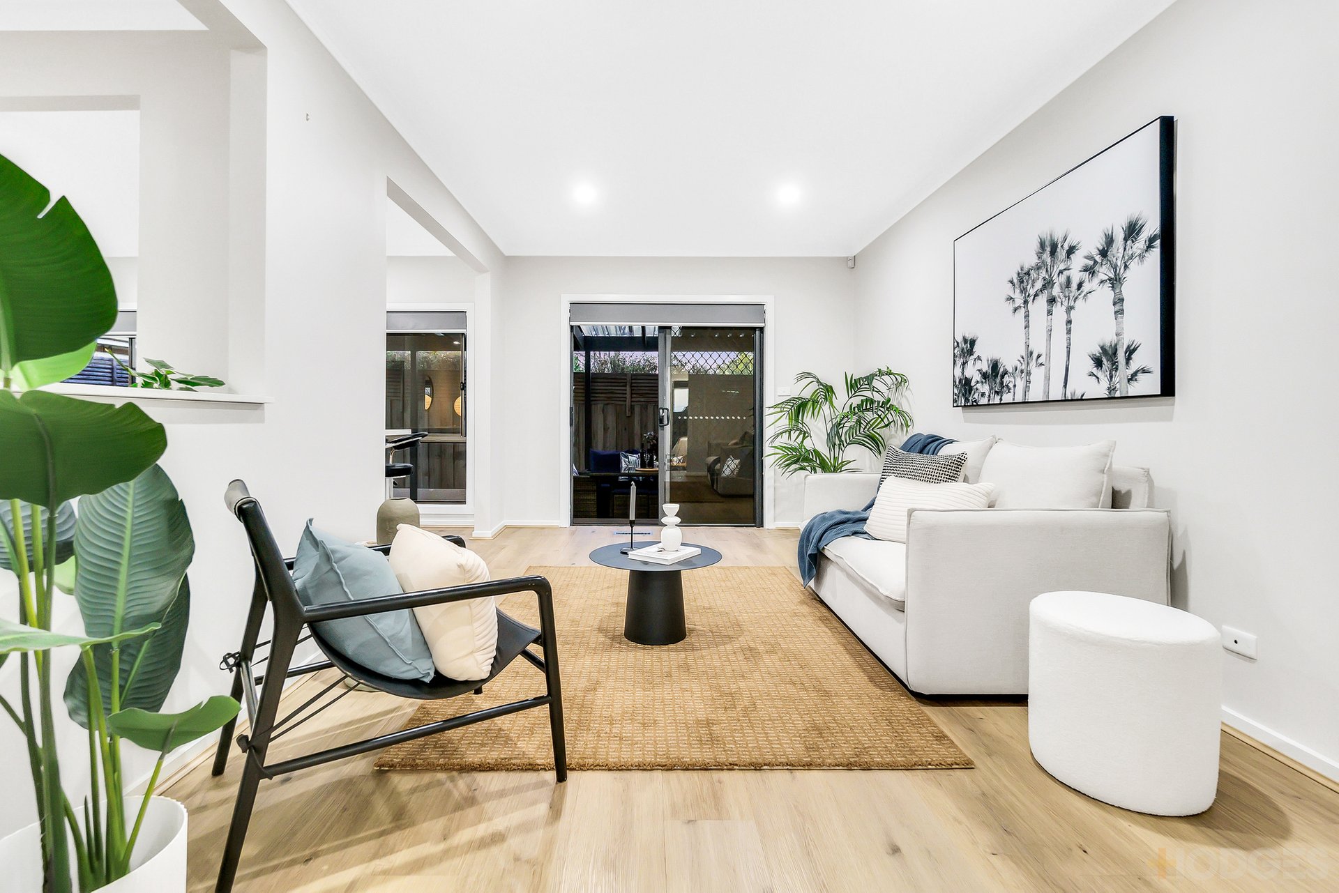 2 / 20 Riviera Street Mentone