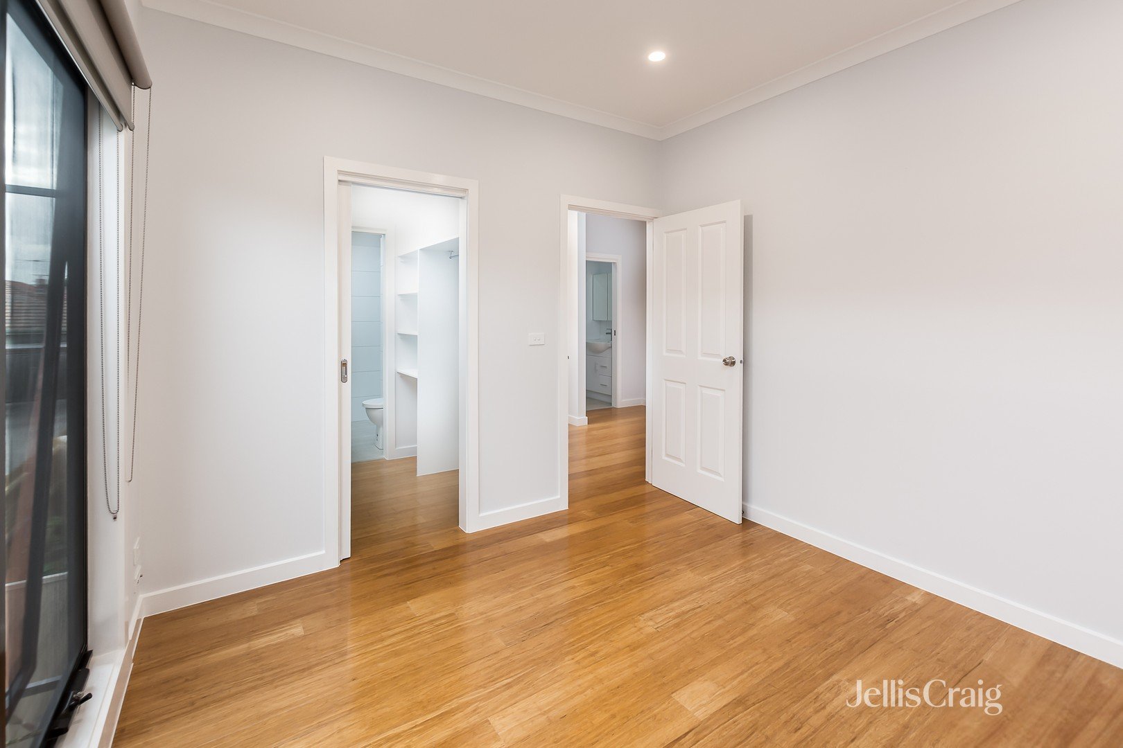 2/20 Selbourne, Coburg image 4