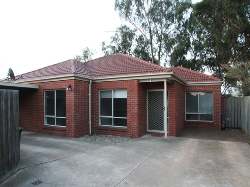 2/20 Smeaton Close, Lara image 6