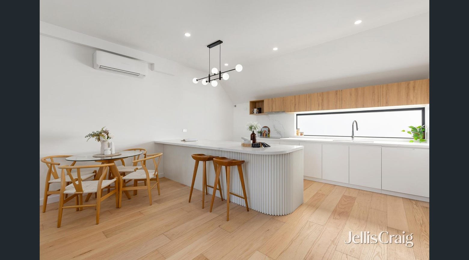 2/20 Staley Street, Brunswick image 3