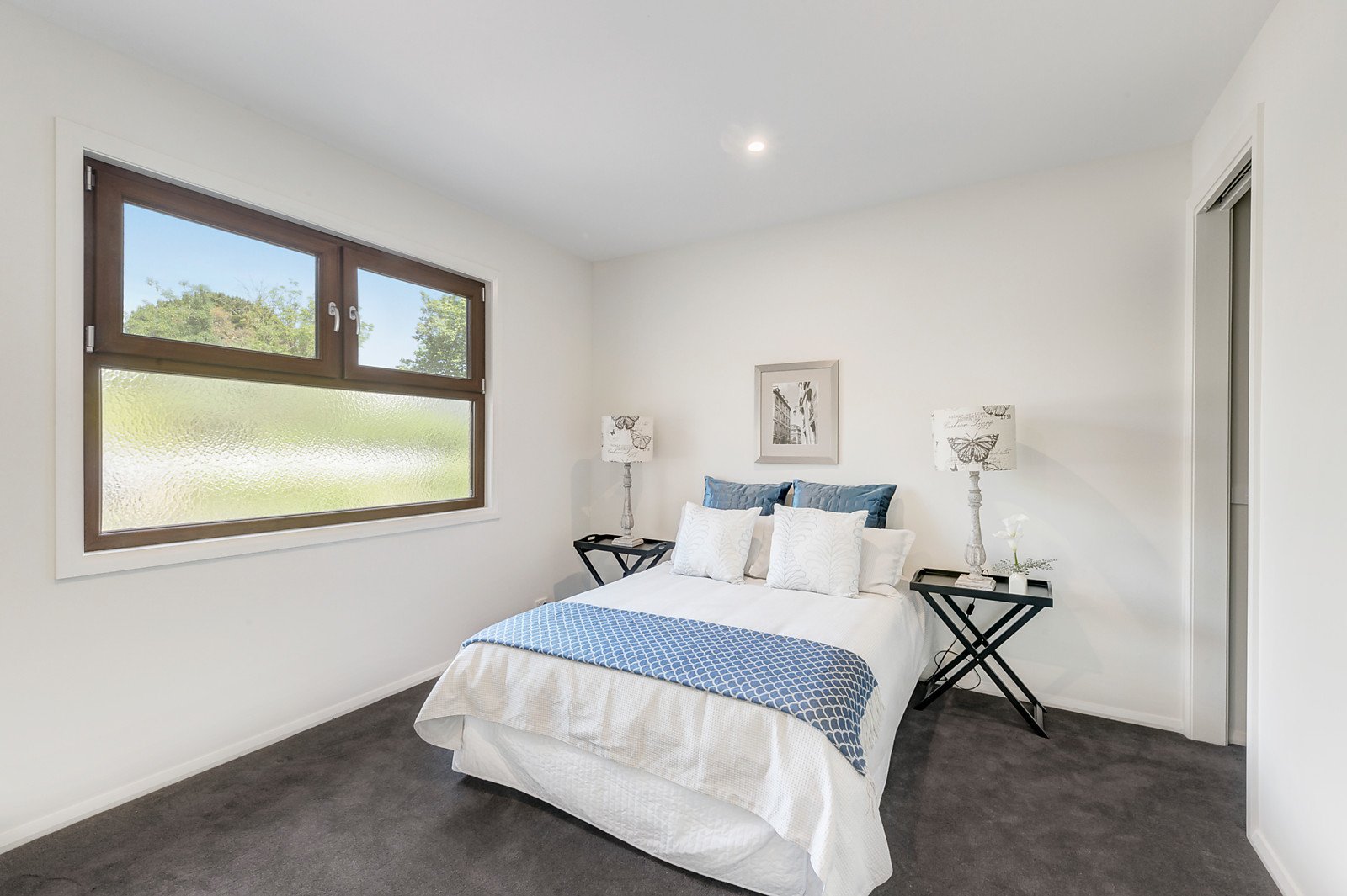 2/20 Sweetland Road, Box Hill image 5