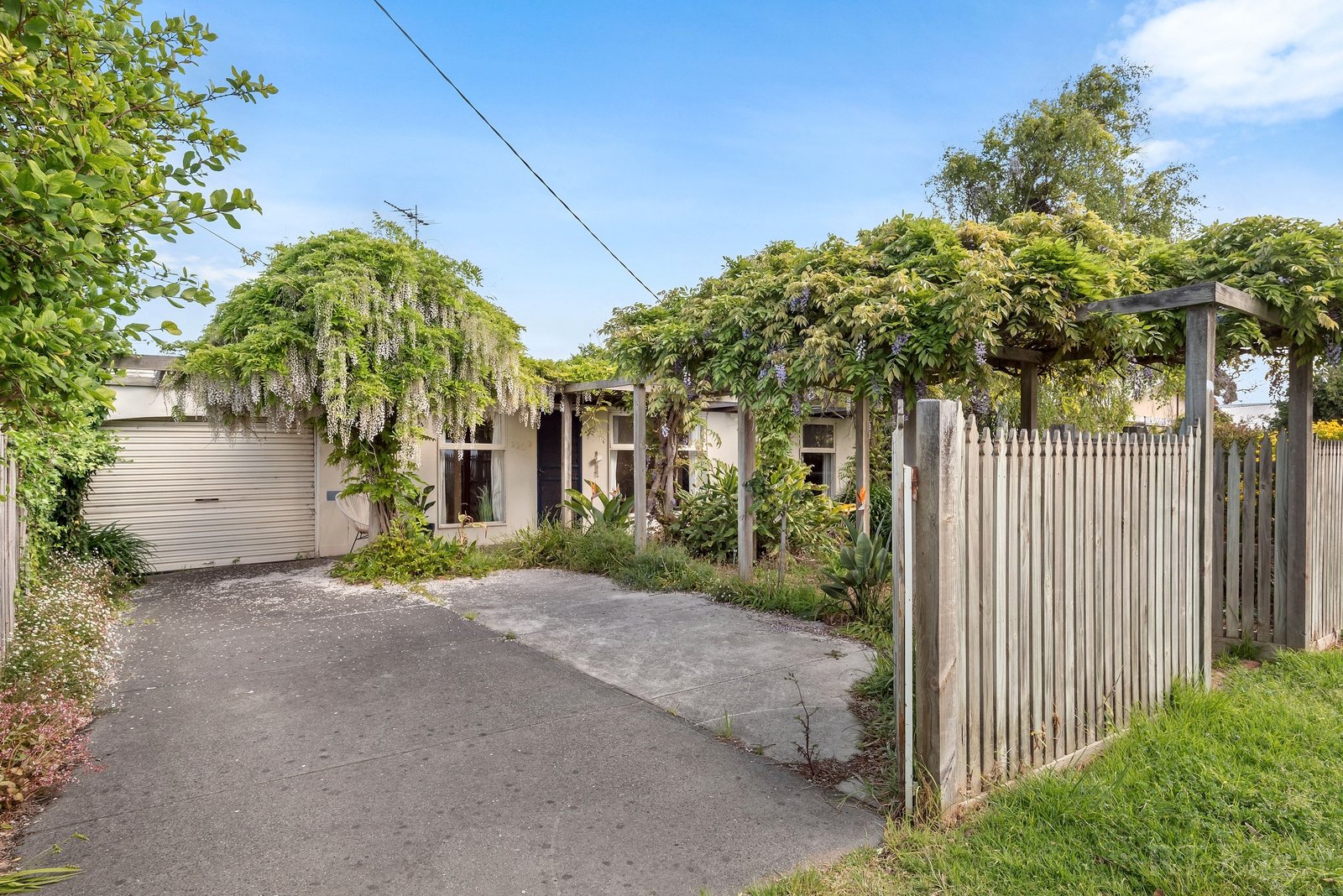 Property Gallery Thumbnail 4