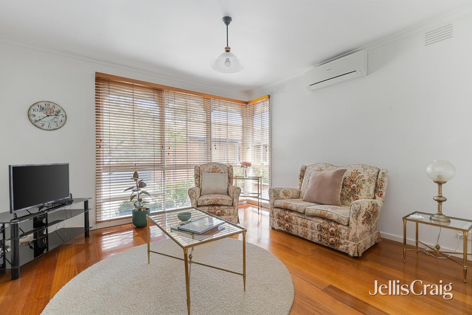 2/20 Thornton Avenue, Surrey Hills image 2