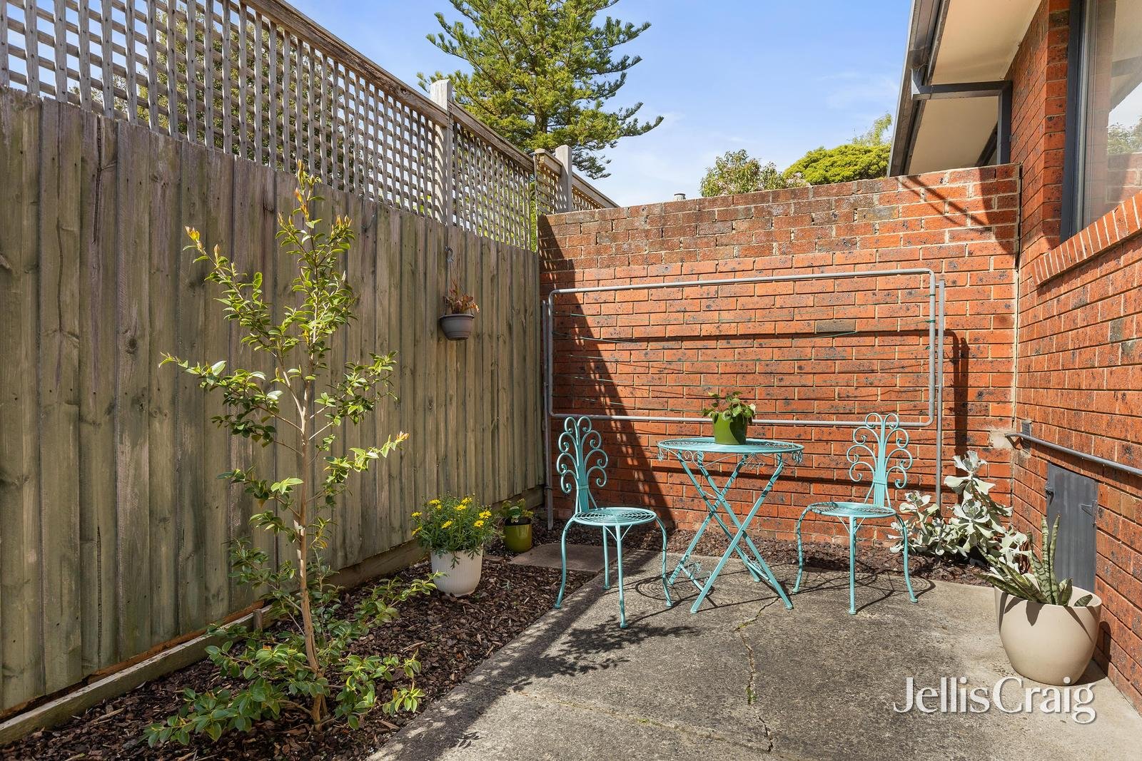 2/20 Thornton Avenue, Surrey Hills image 7