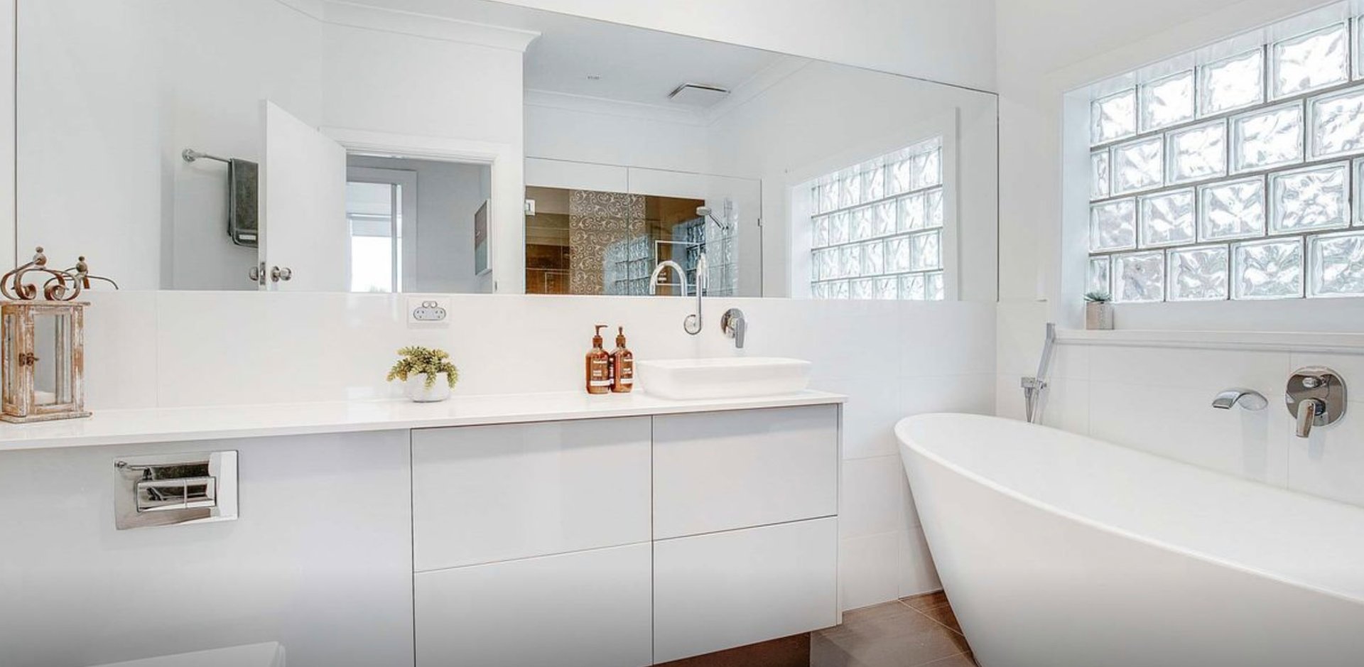 Property Gallery Thumbnail 9