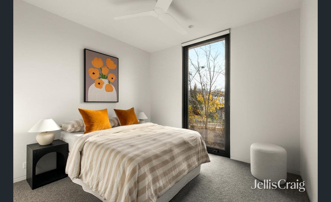 2/200 Cotham Road, Kew image 9