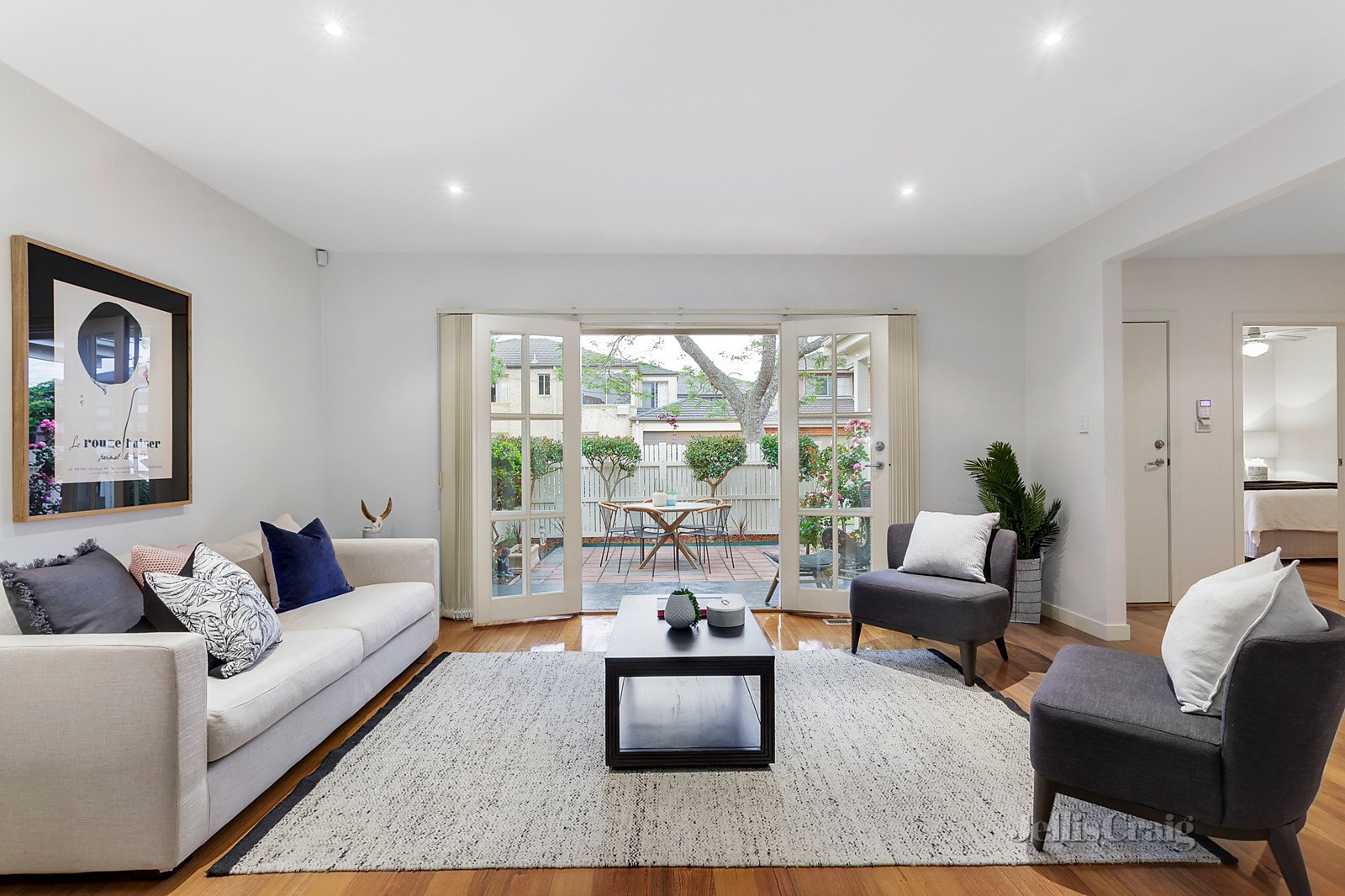 2/200 Tucker Road, Bentleigh image 2