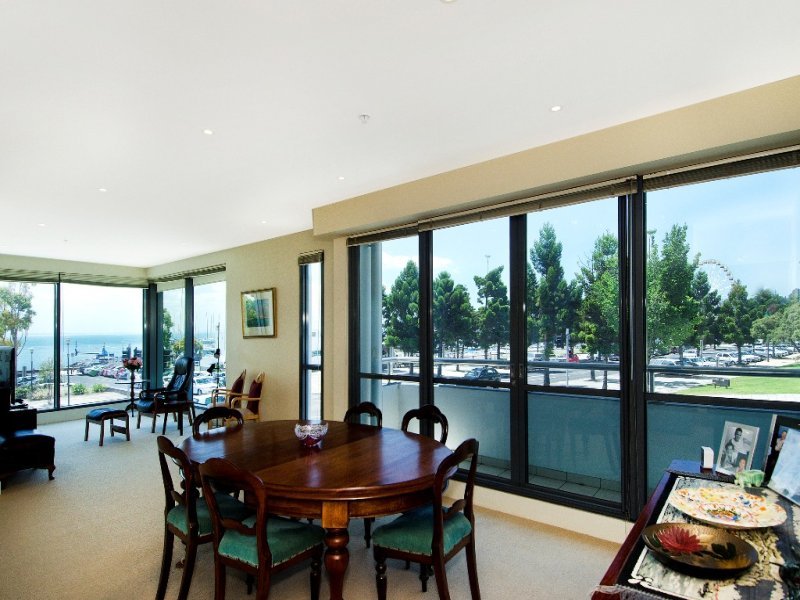 2201 Yarra Street, Geelong image 2