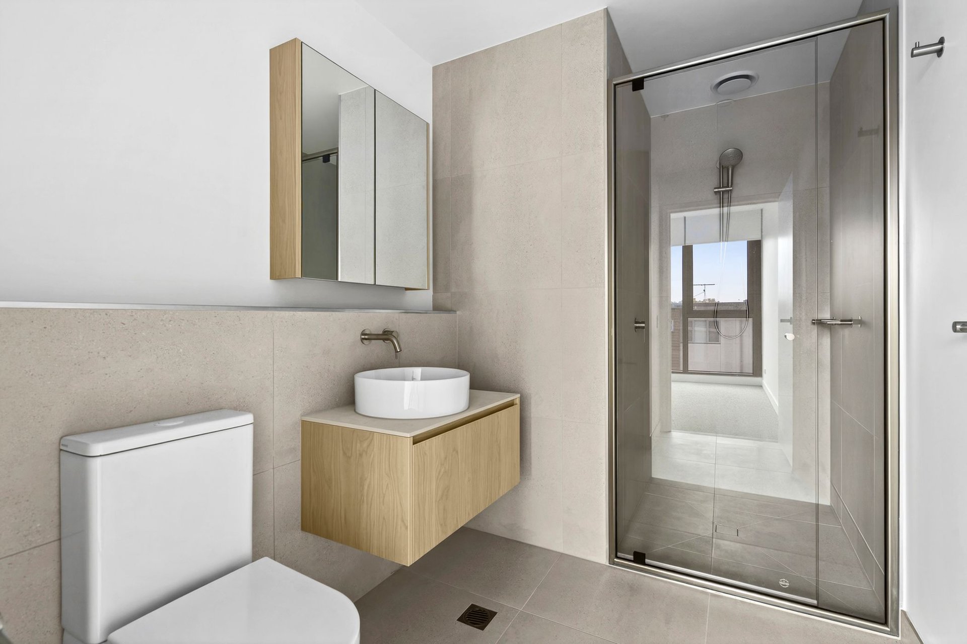 220/1 York Street, Geelong image 5