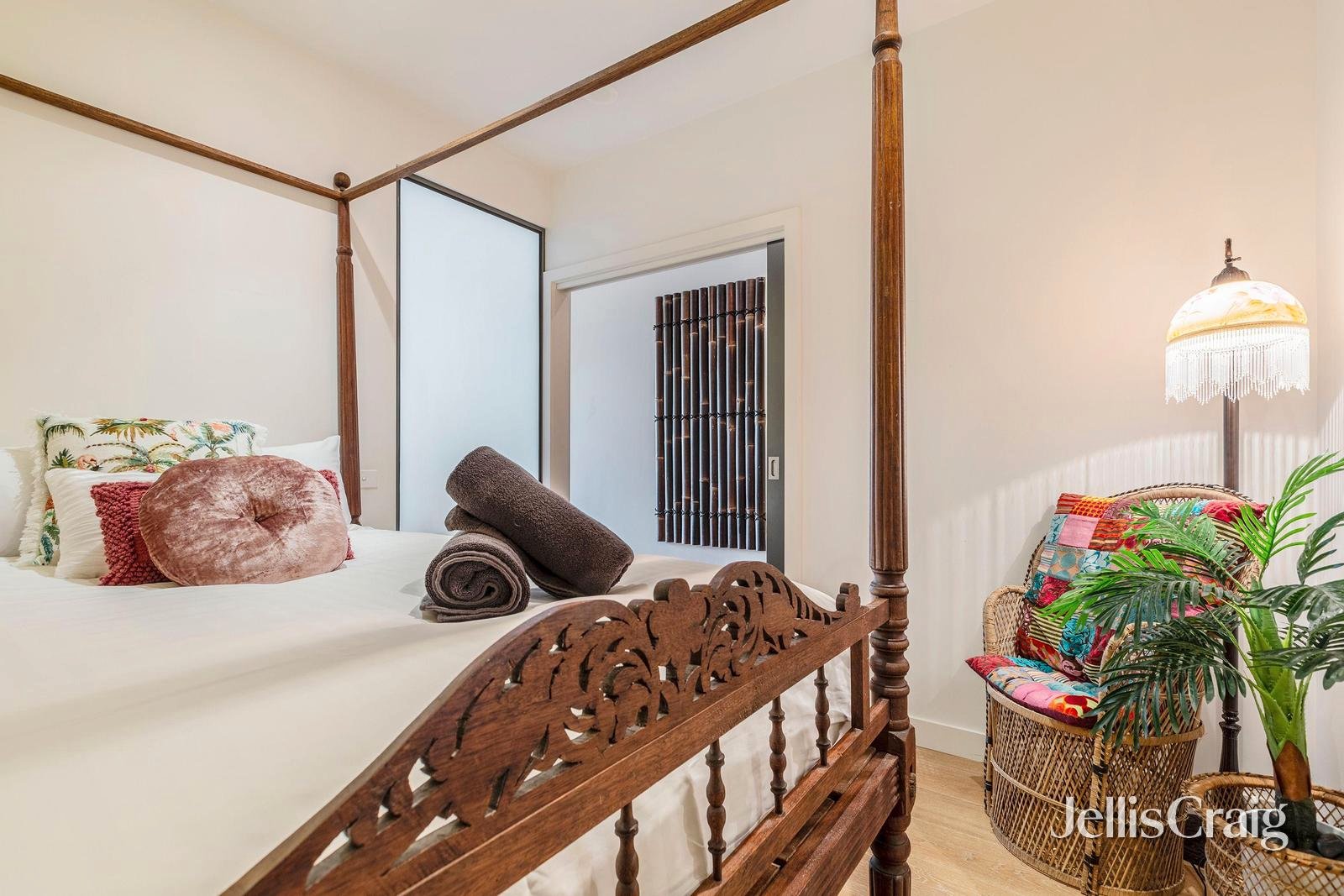 220/140 Swan Street, Richmond image 9