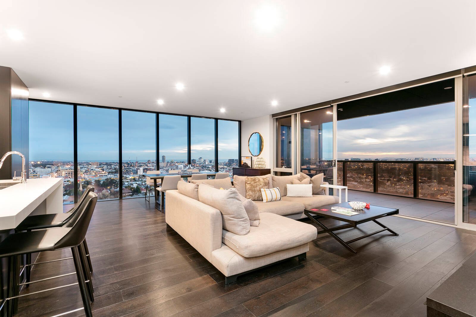 Property Gallery - Main Image