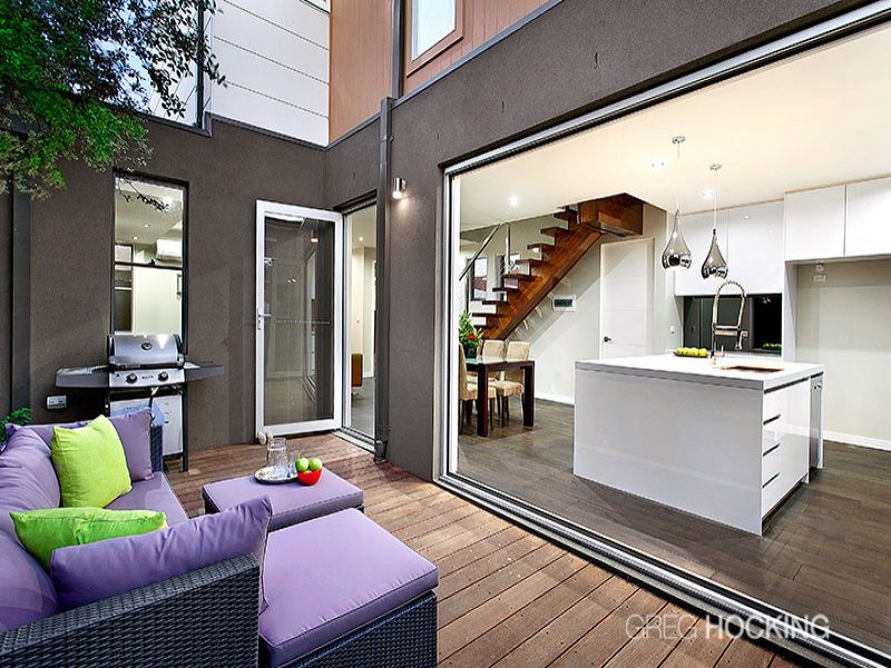 2/205 Anderson Street, Yarraville image 4