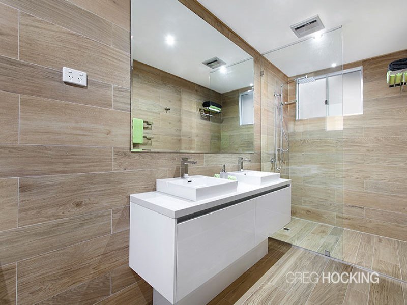 2/205 Anderson Street, Yarraville image 7