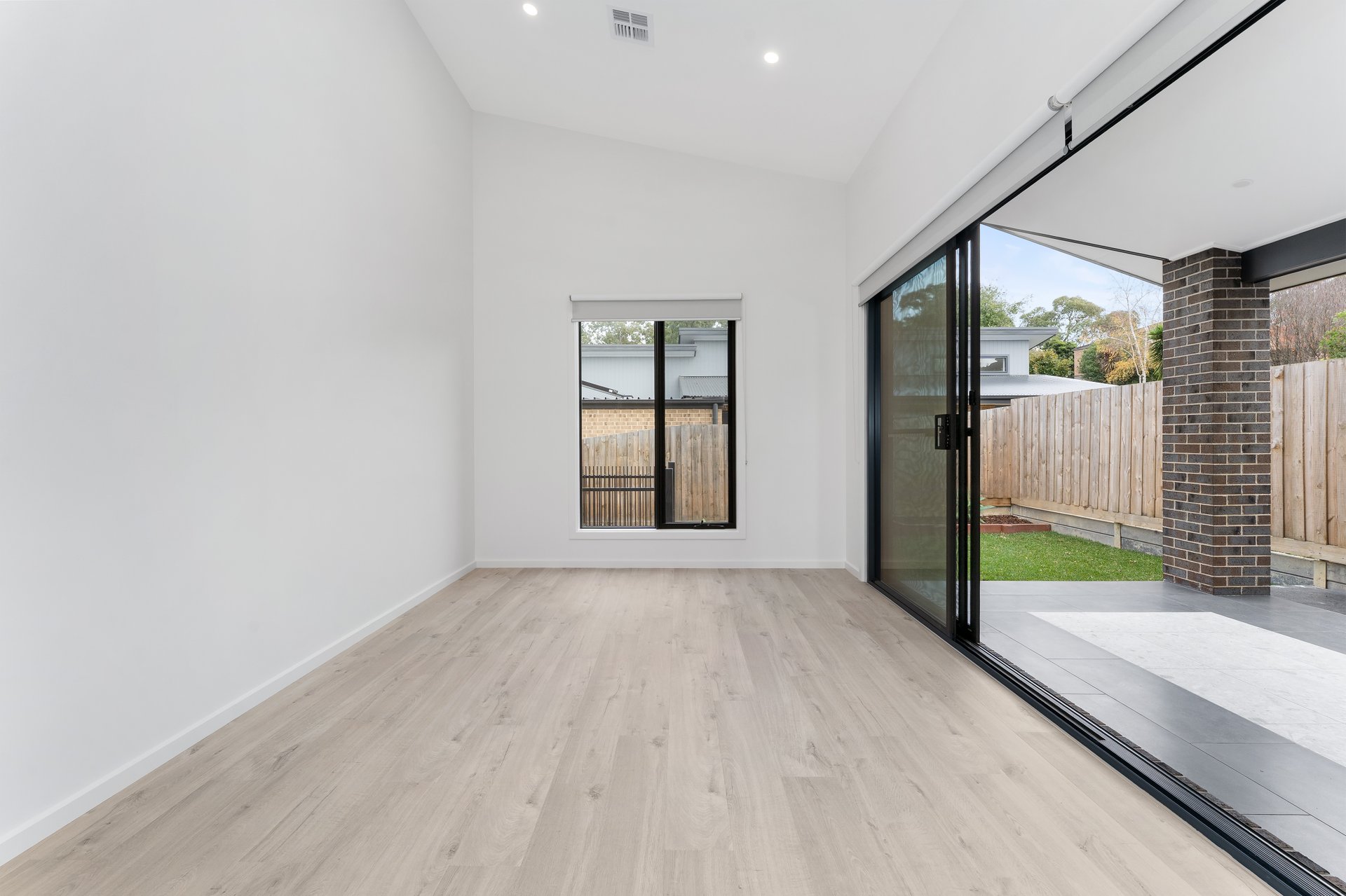 2/205 Wonga Road, Warranwood image 7