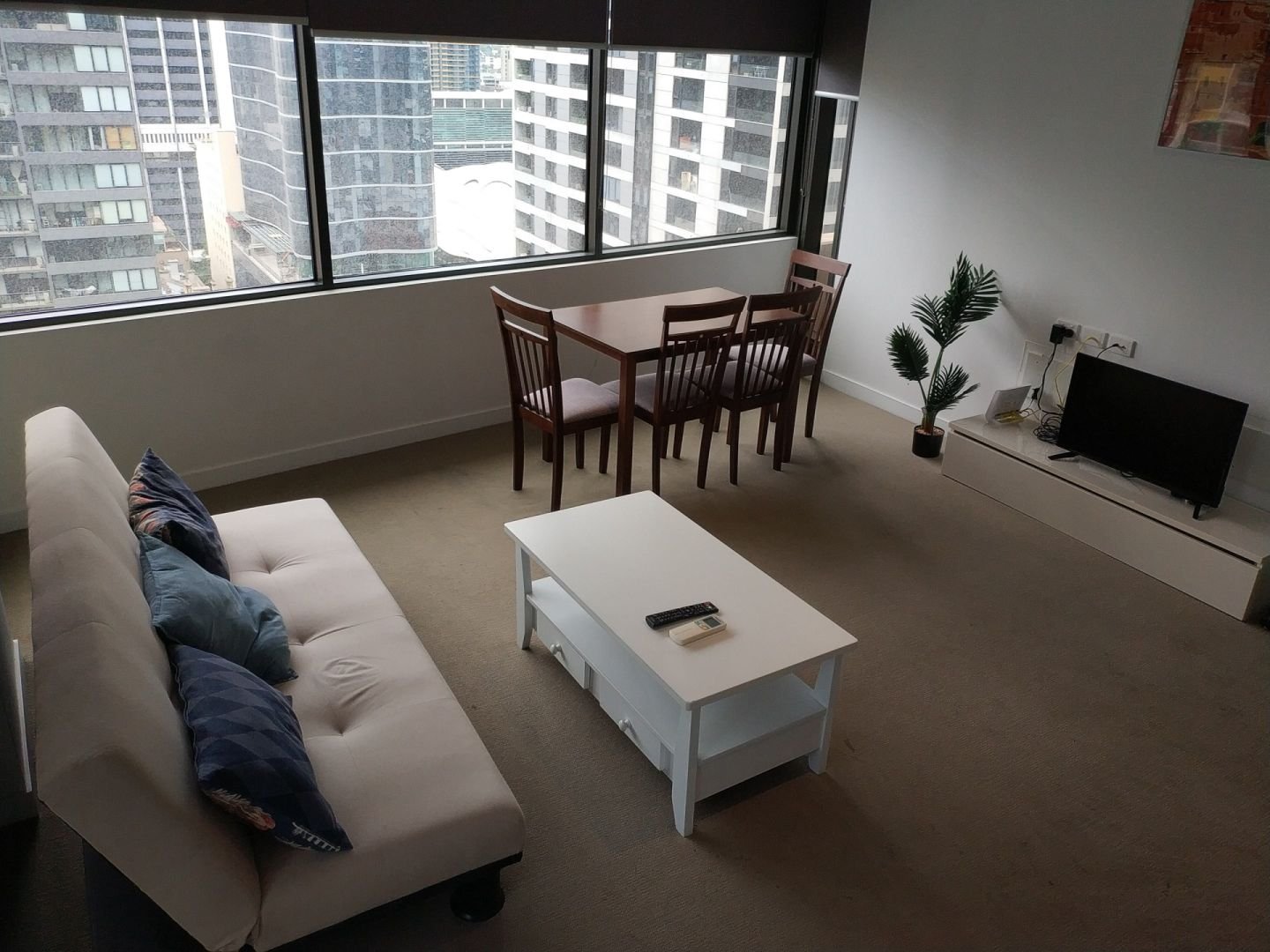 Property Gallery Thumbnail 7