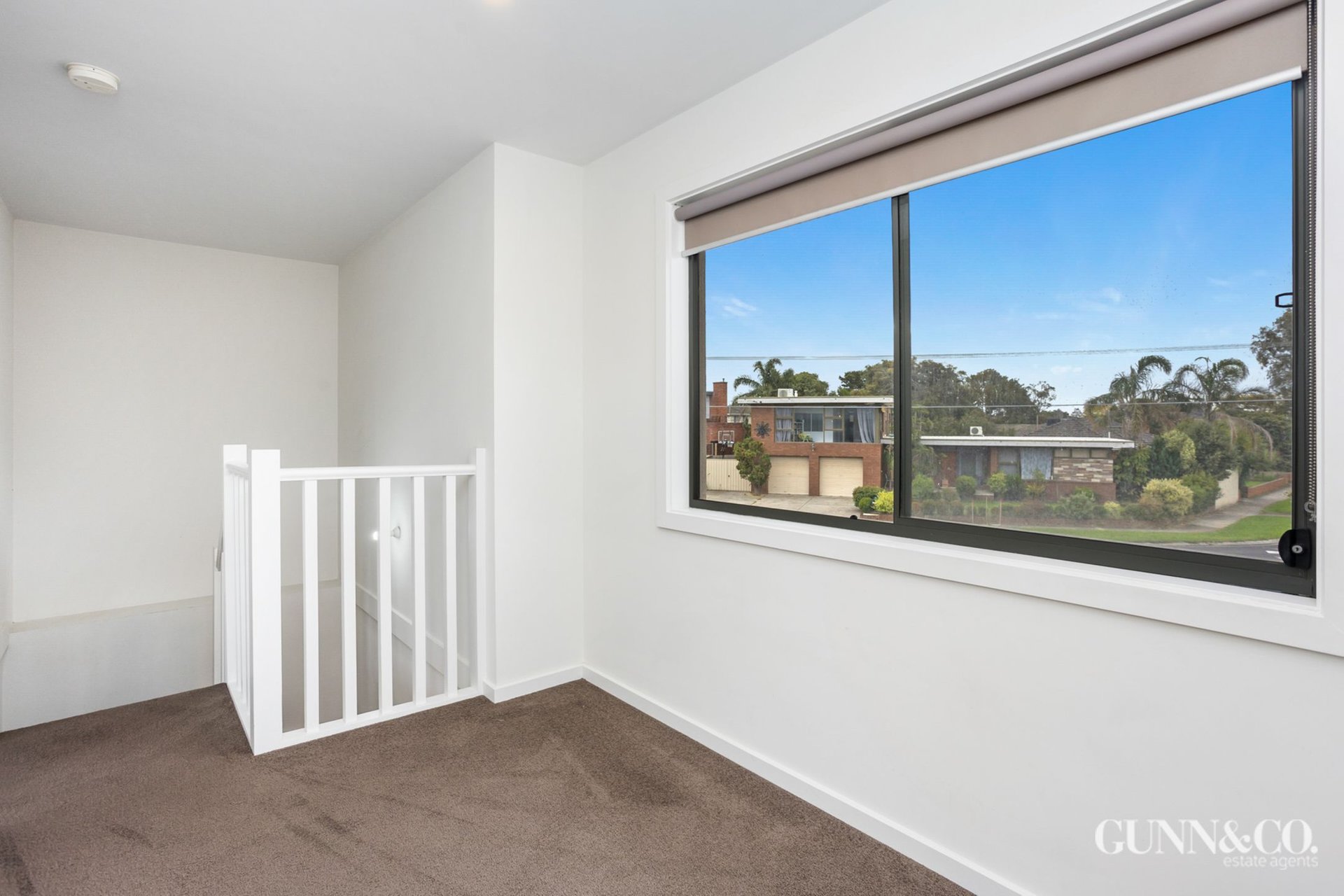 2/206 Queen Street, Altona image 6