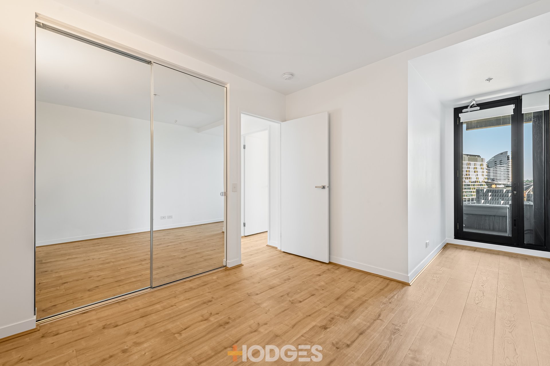 2206 / 200 Spencer Street MELBOURNE - Residential for sale