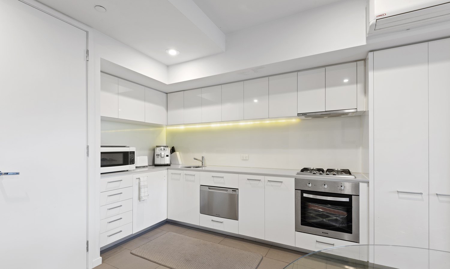 220/632 Doncaster Road, Doncaster&nbsp;East image 4
