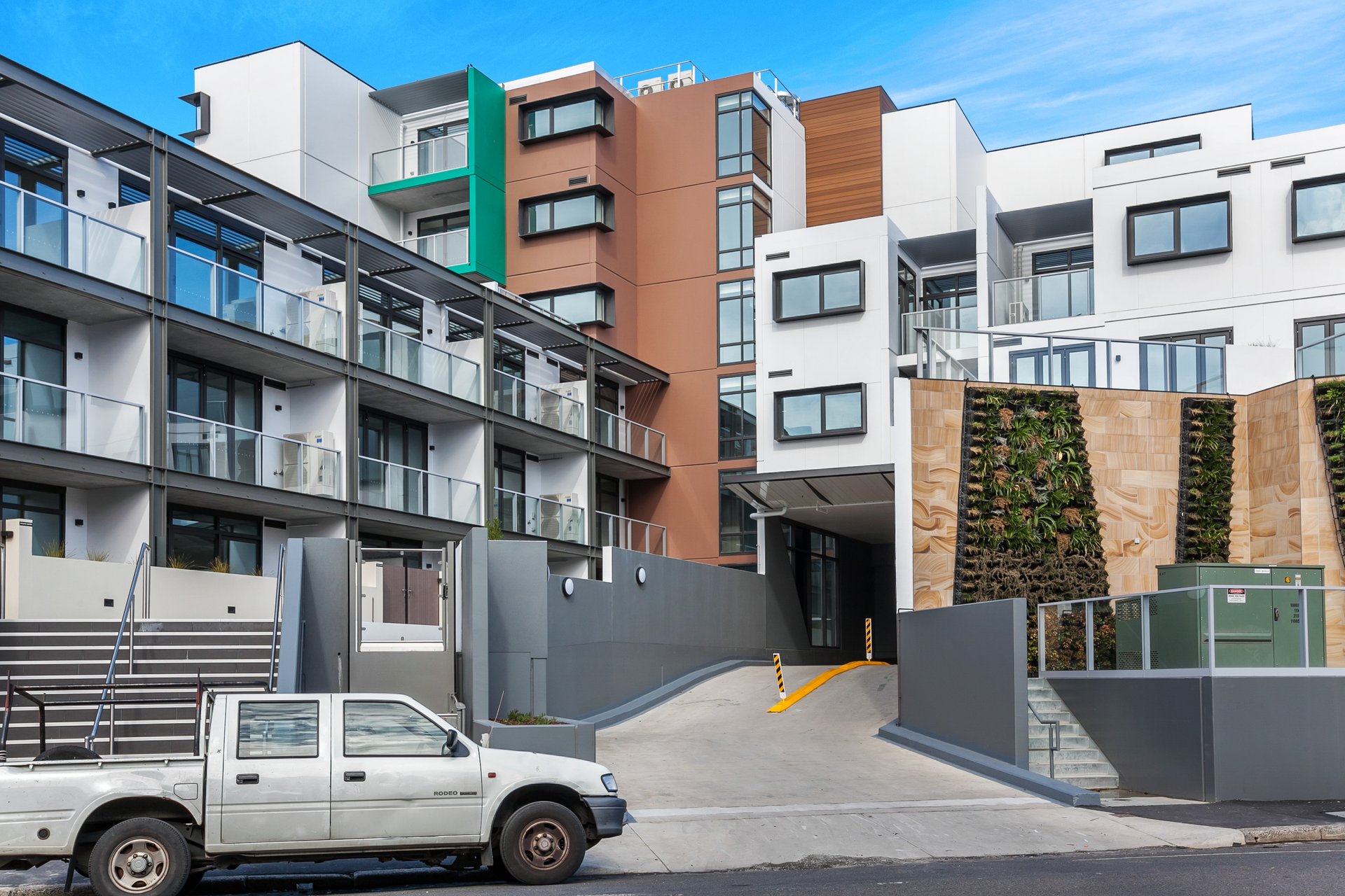 220/81 Hobsons Road, Kensington image 1