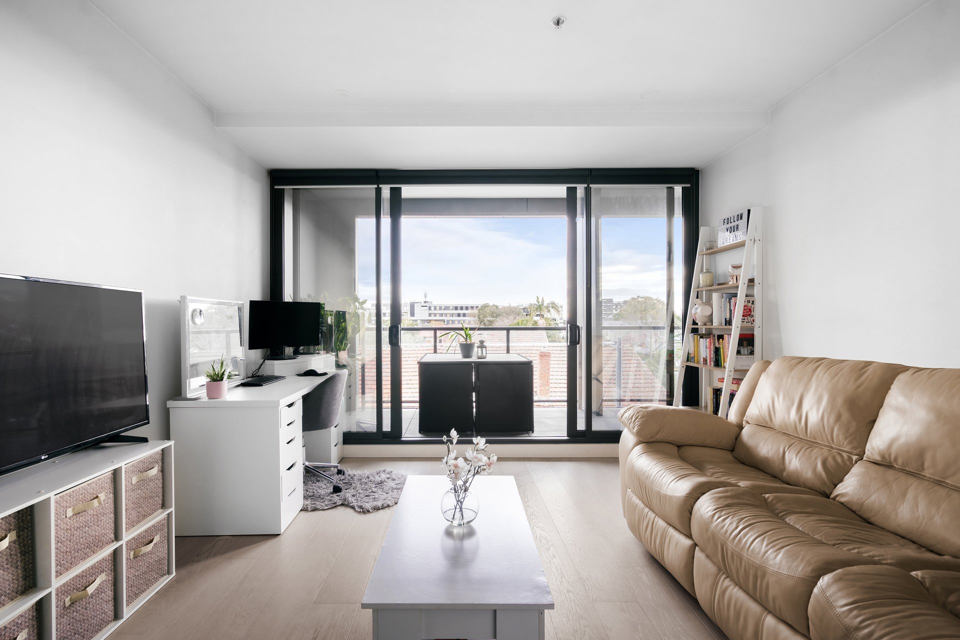 Property Gallery Thumbnail 2
