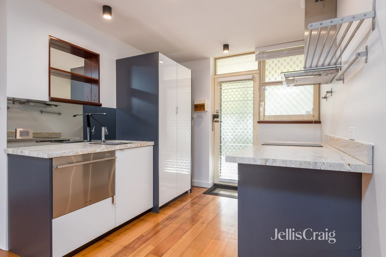 2/21-23 George Street, Fitzroy image 2