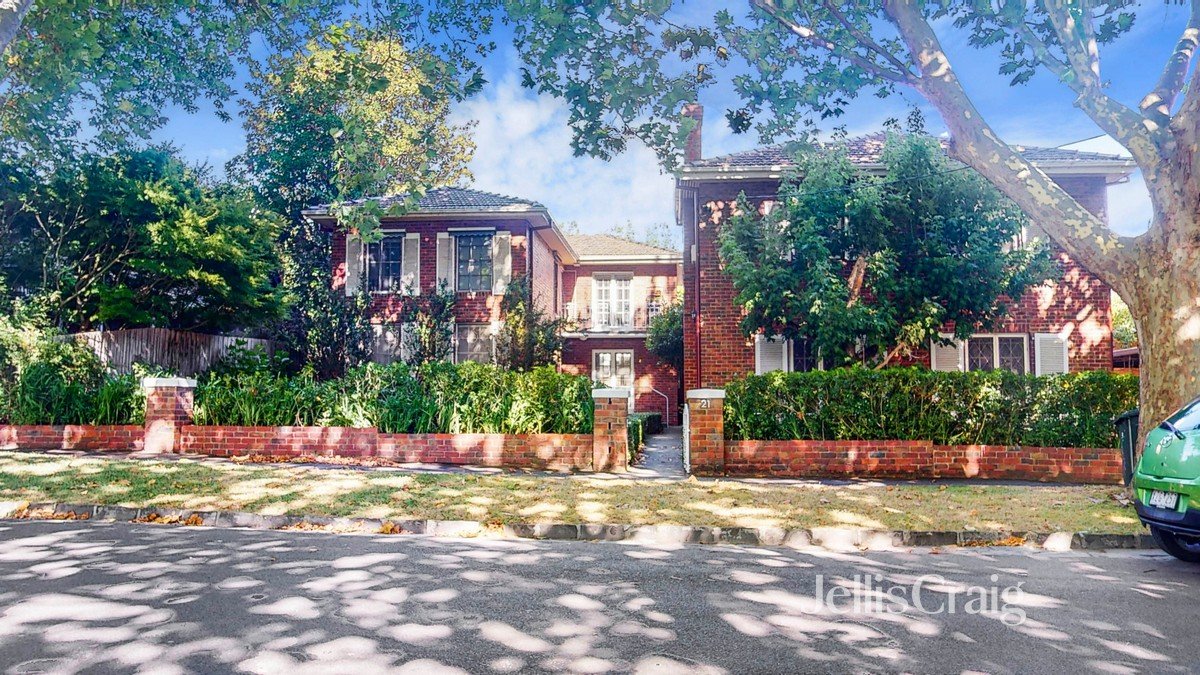 2/21 Bates Street, Malvern&nbsp;East image 1
