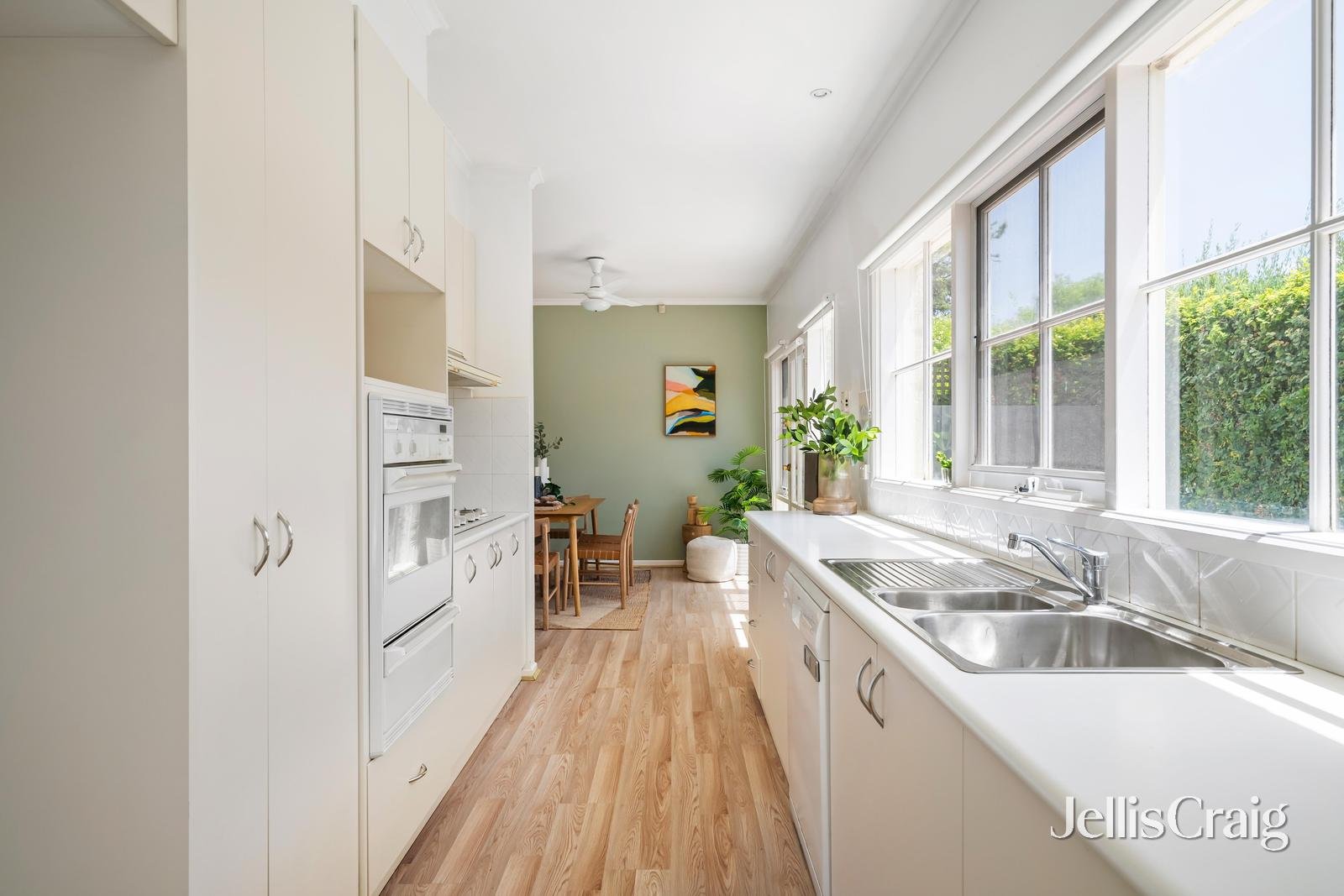 2/21 Creswick Street, Glen&nbsp;Iris image 3