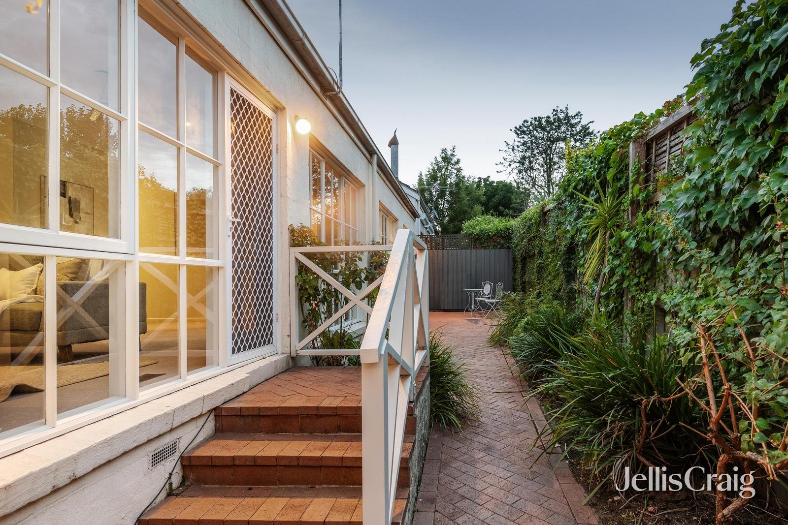 2/21 Creswick Street, Glen&nbsp;Iris image 5