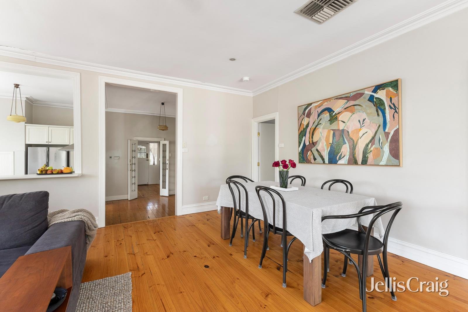 221 Douglas Parade, Newport image 6