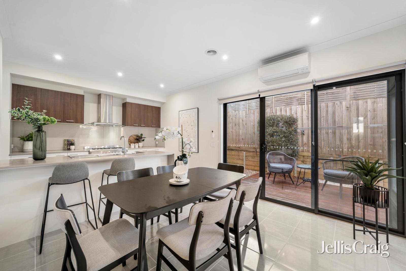 2/21 Dudley Street, Mitcham image 4