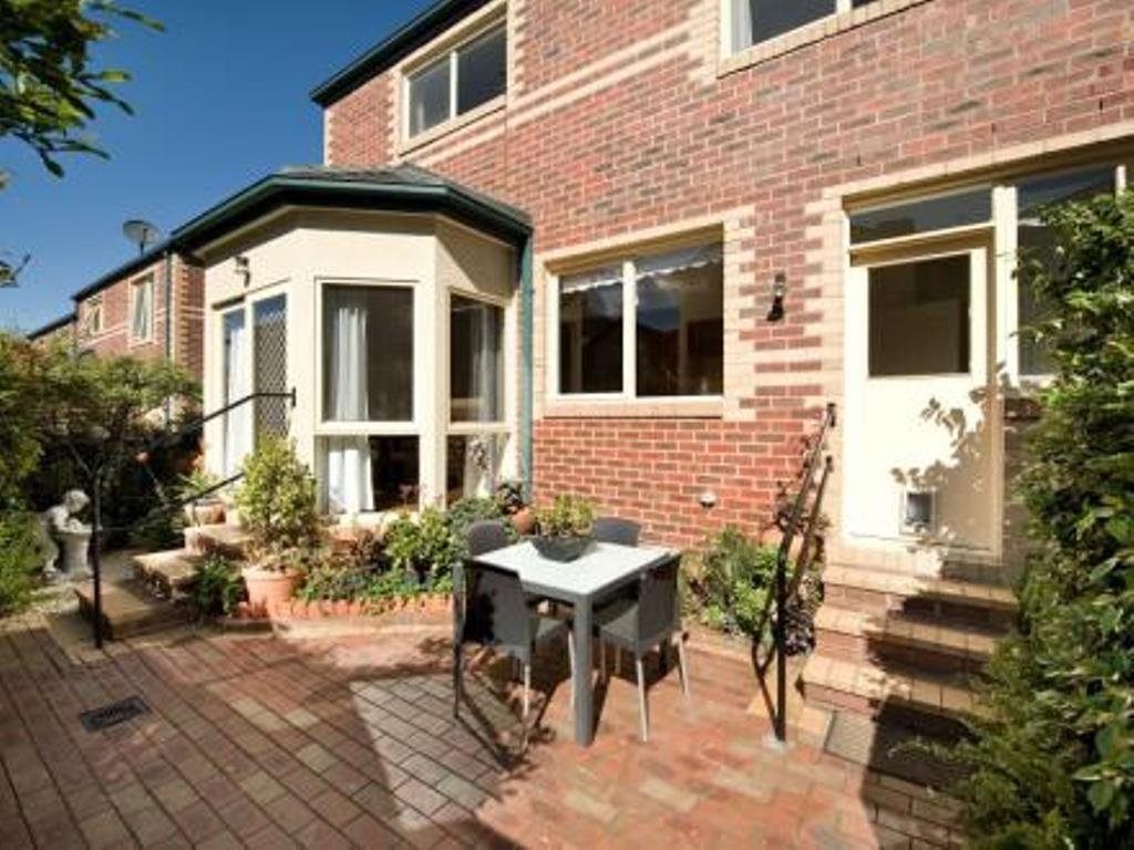2/21 Fairholm Grove, Camberwell image 12