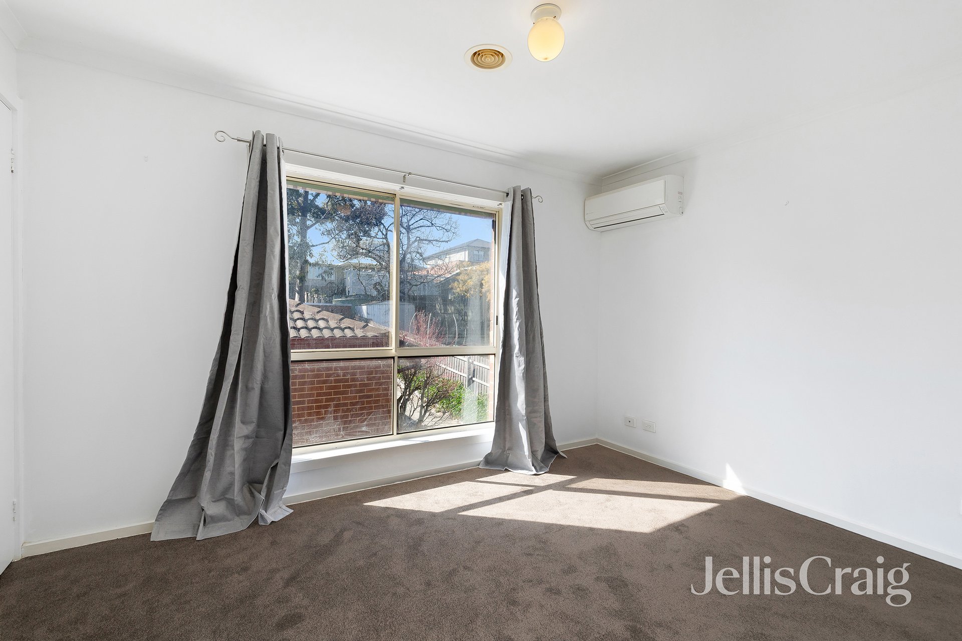 2/21 Graeme Avenue, Montmorency image 7