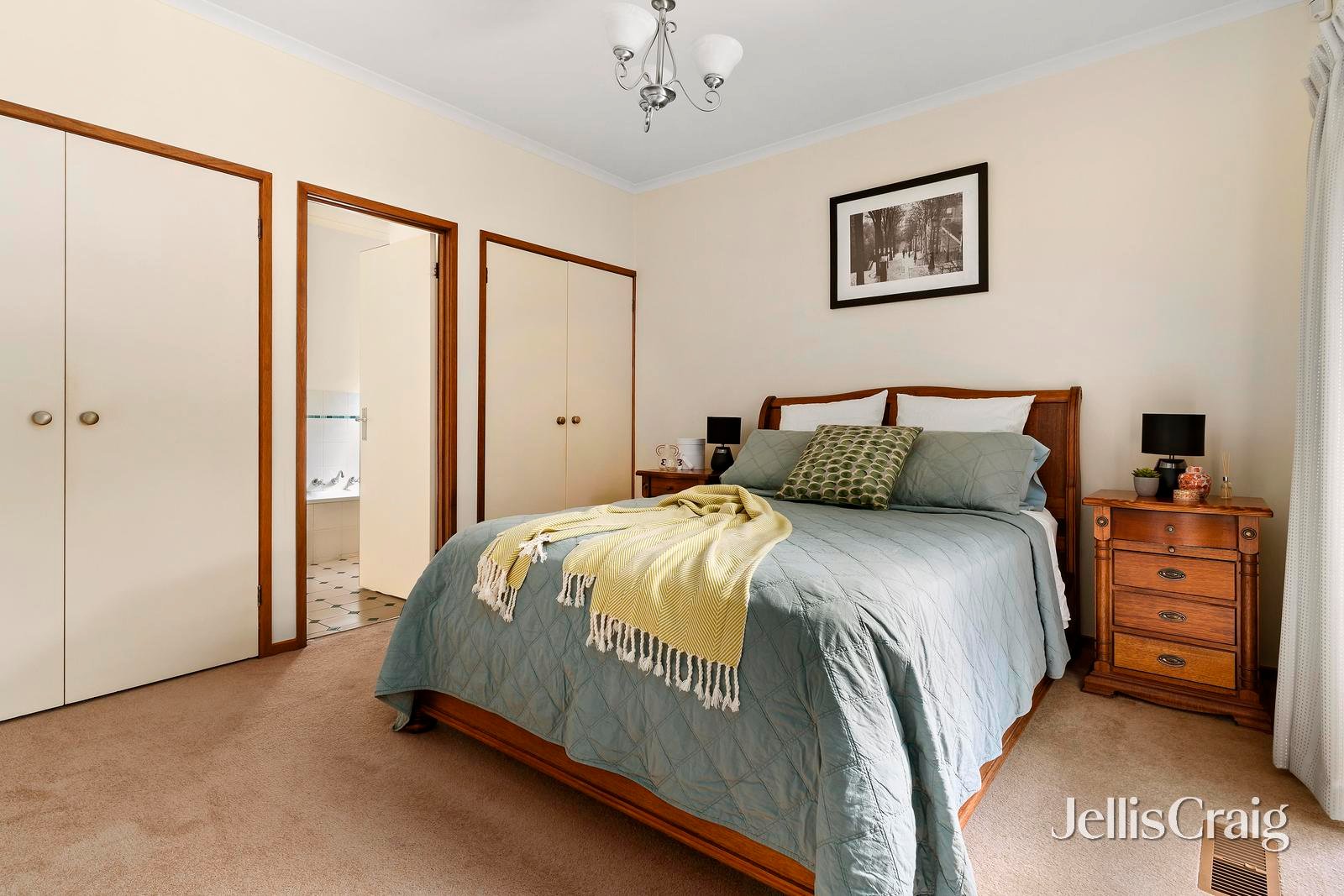 2/21 Grandison Street, Moonee Ponds image 5