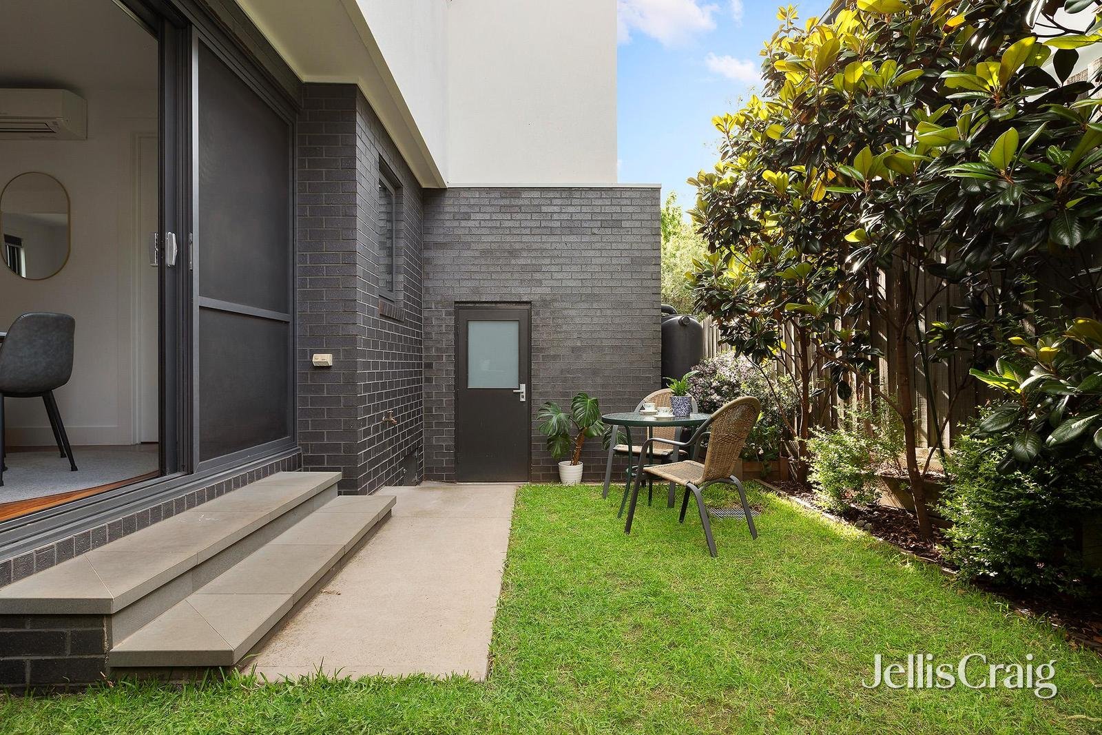 2/21 Hamilton Street, Niddrie image 10