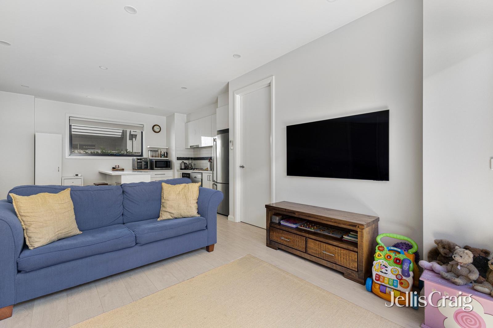 2/21 Huxtable Avenue, Altona&nbsp;North image 6
