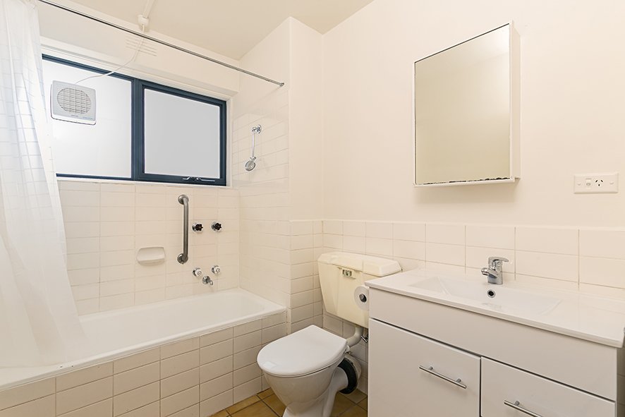 2 / 21 Irving Avenue Prahran