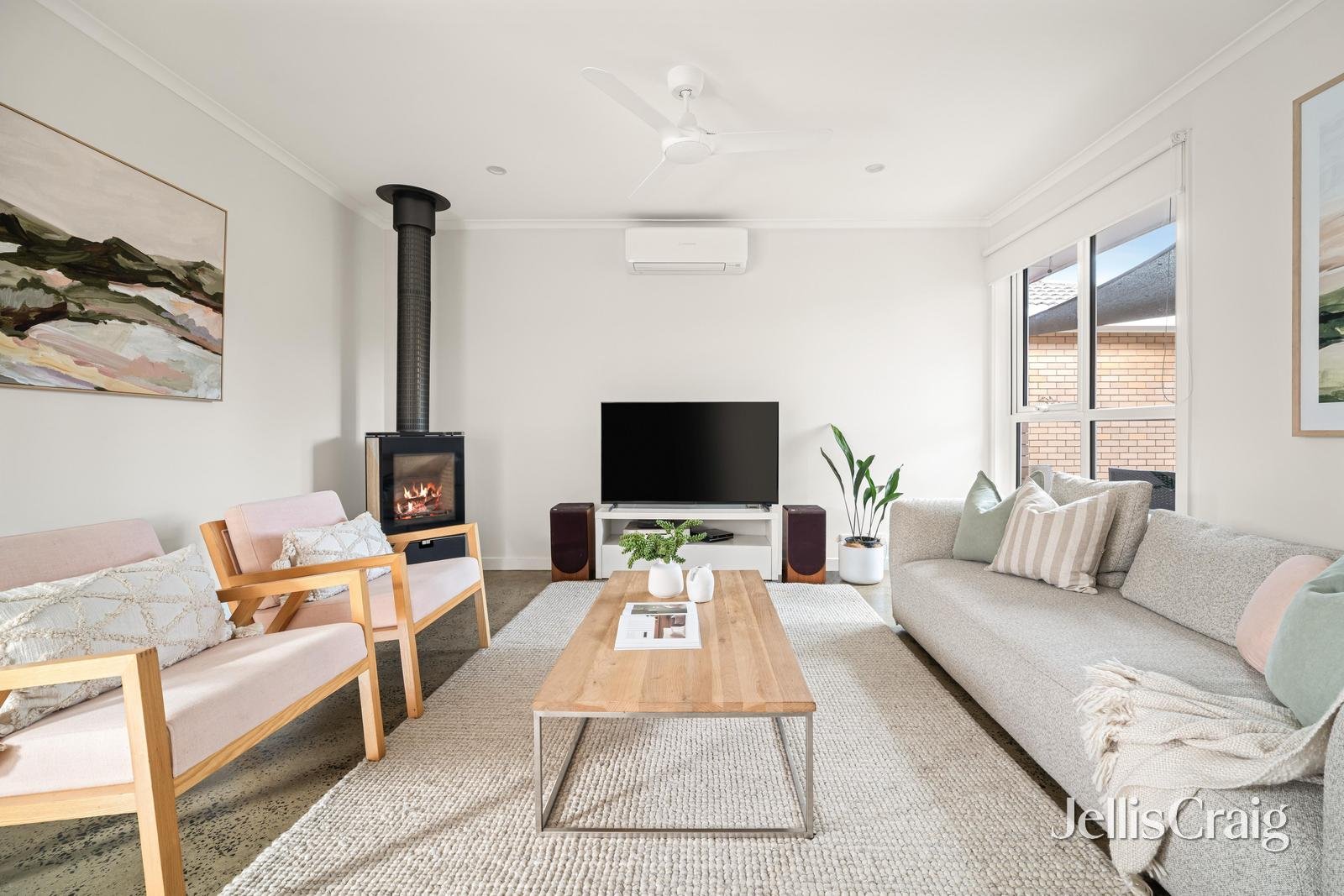 2/21 Kayden Street, Cheltenham image 2
