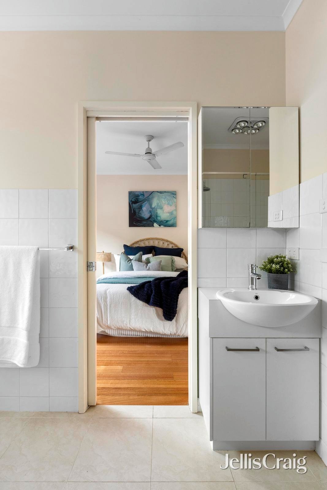 2/21 Lorimer Street, Greensborough image 8