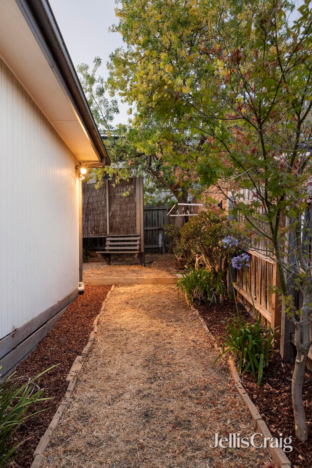 2/21 Lorimer Street, Greensborough image 12