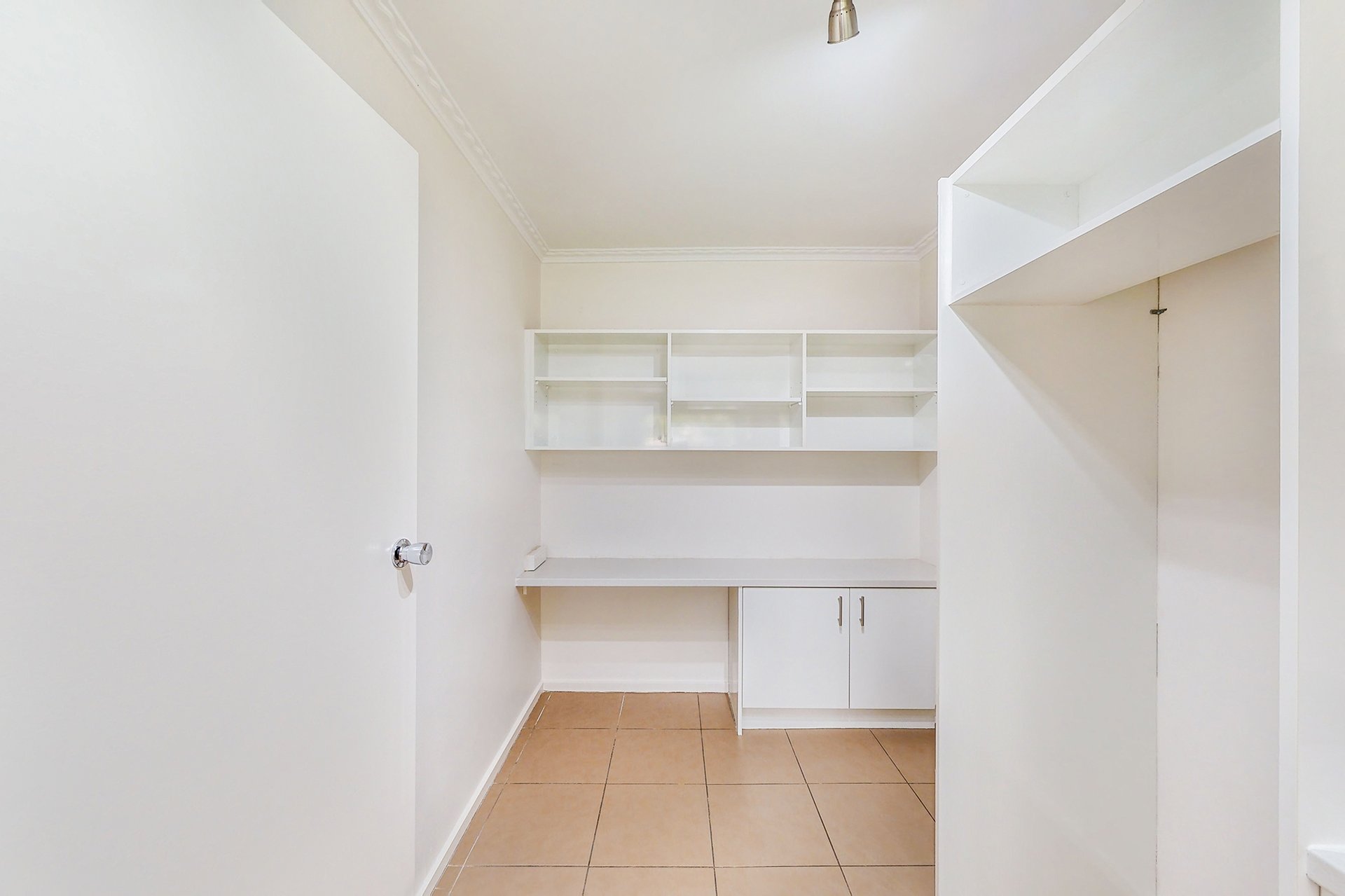 2/21 Munro Street, Hawthorn East image 4