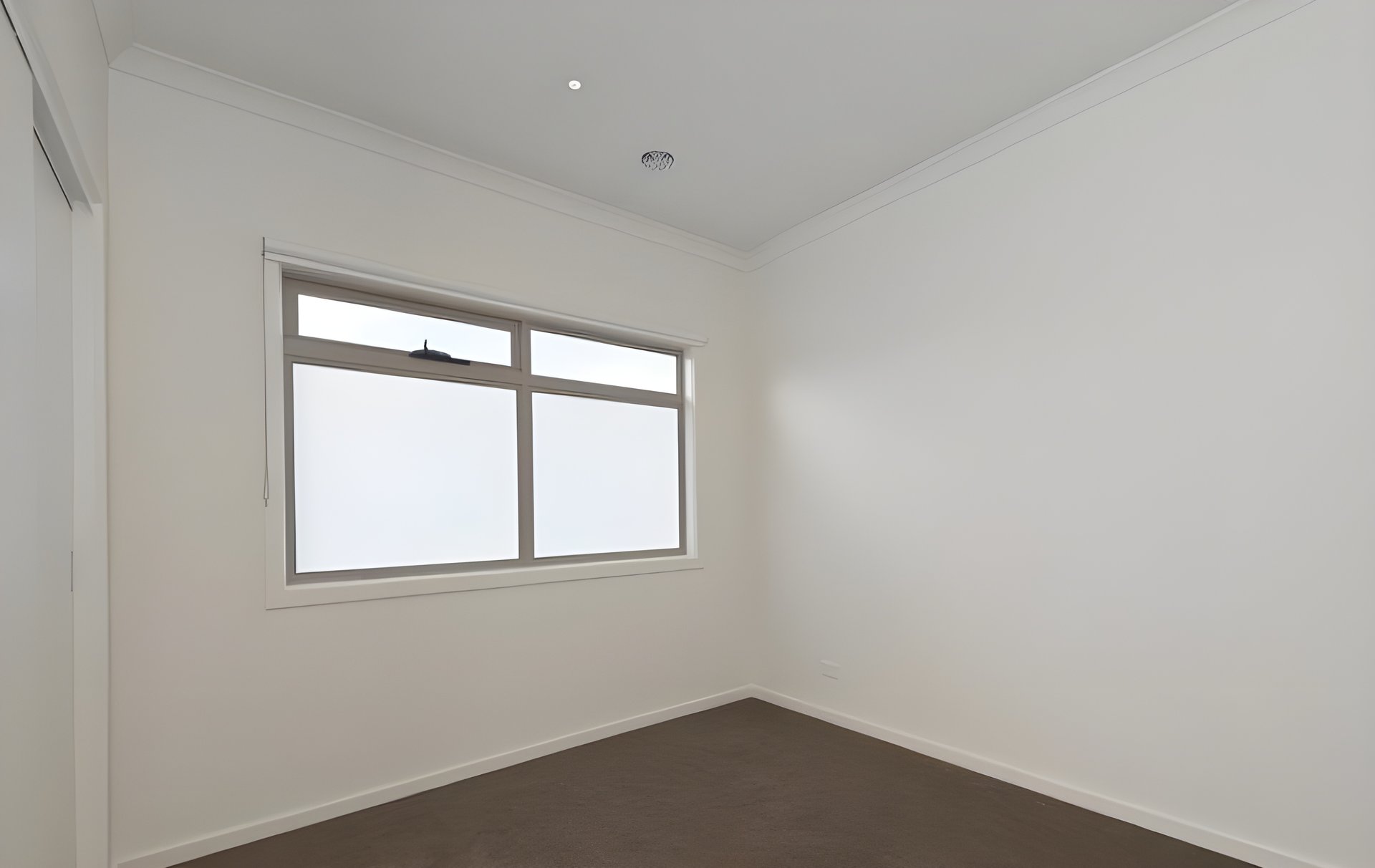 2/21 Riviera Road, Avondale Heights image 4