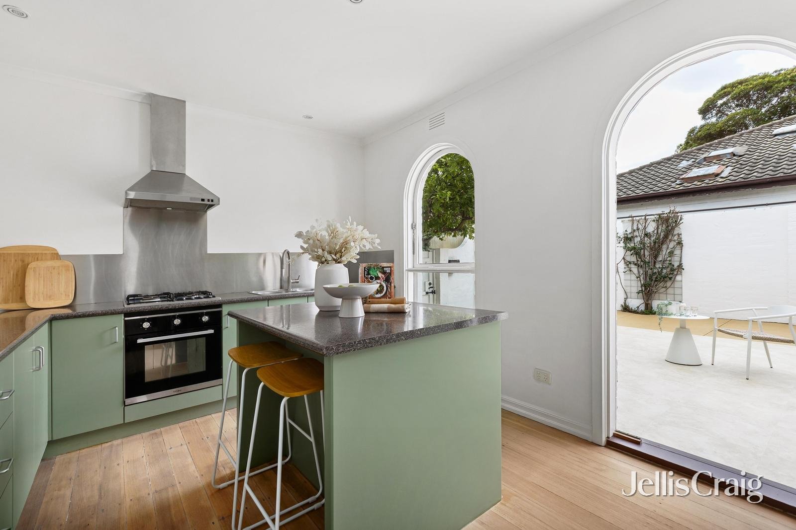 2/21 Sussex Street, Brighton image 7