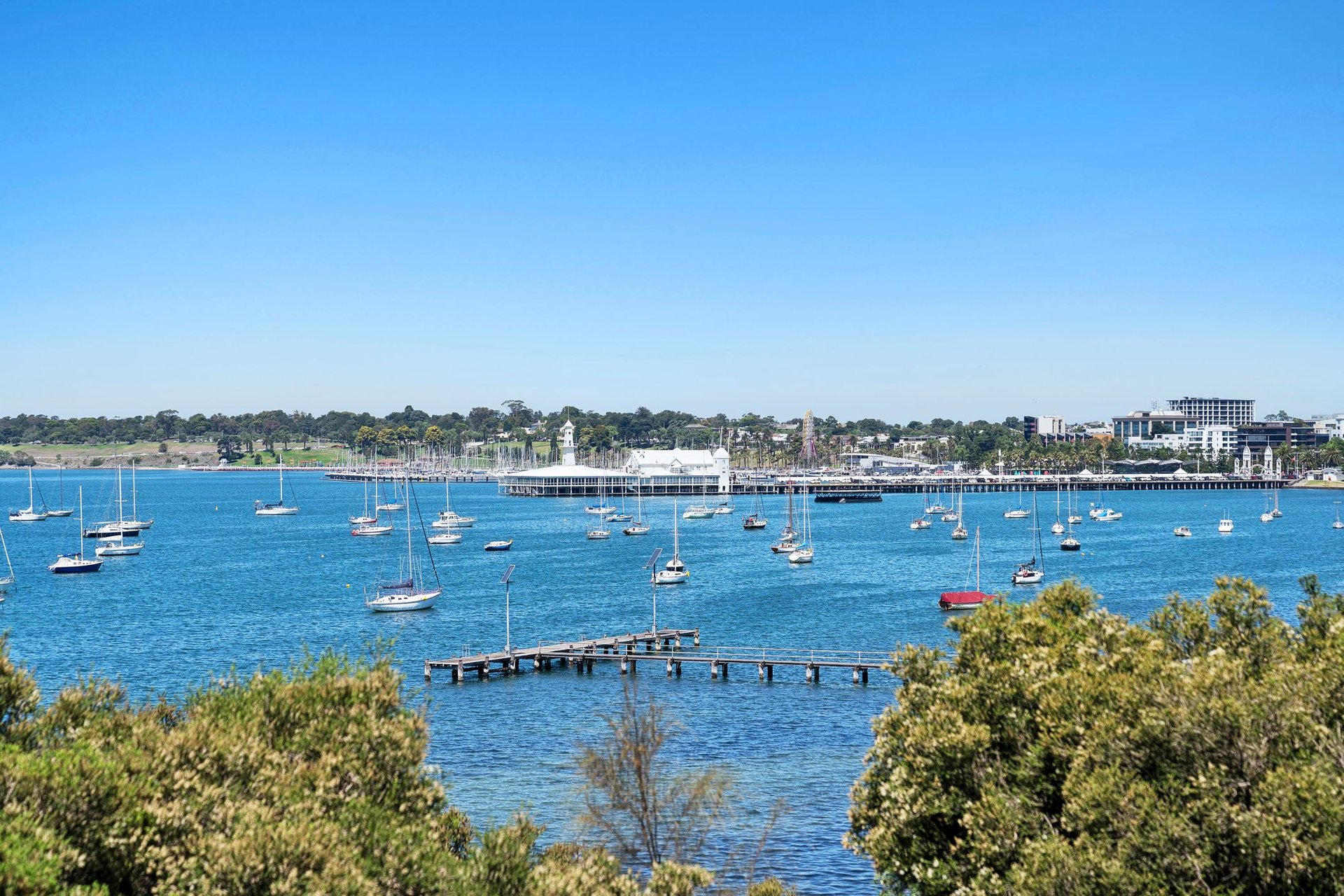 2/21 The Esplanade, Geelong image 2