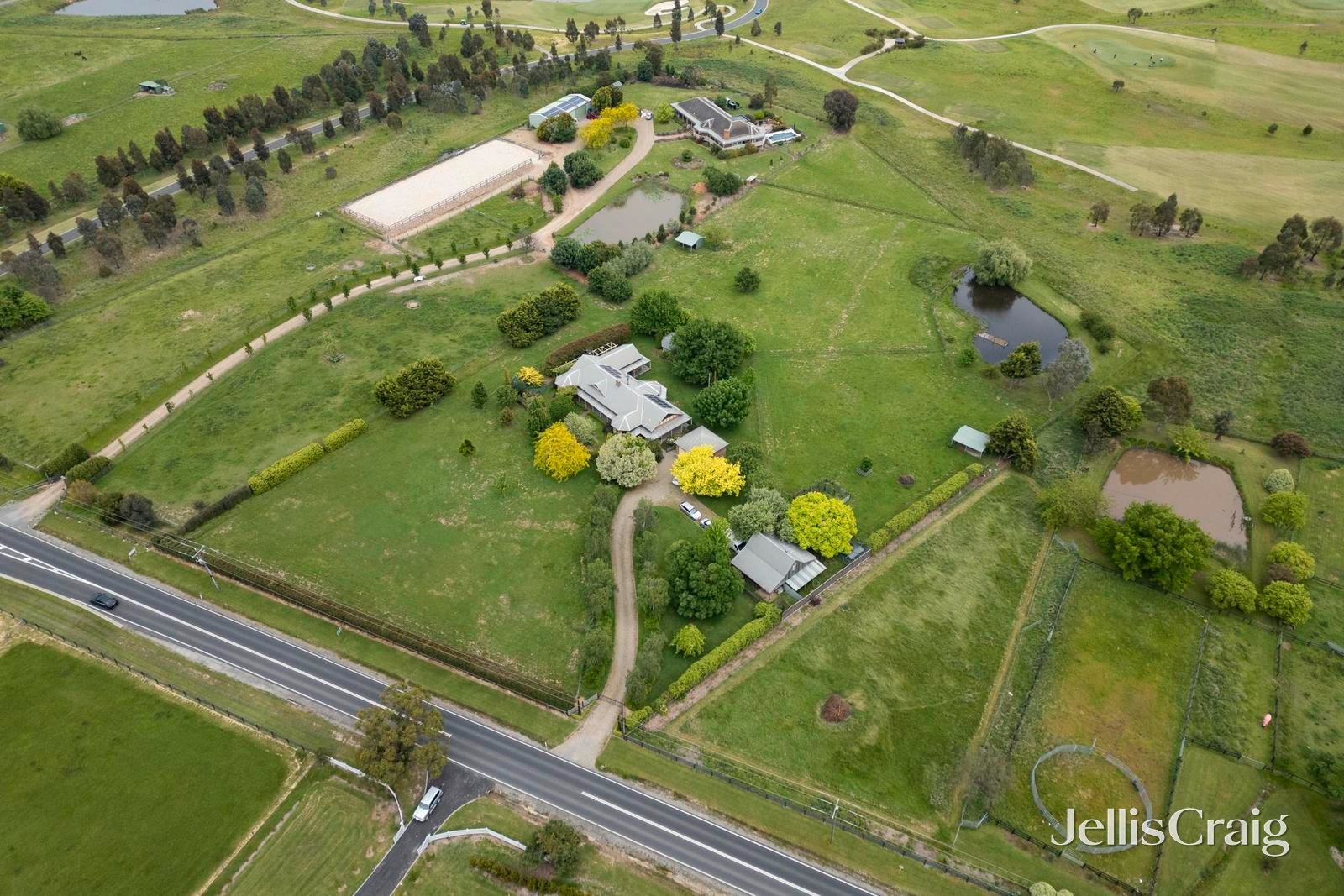 221 Victoria Road, Yering image 2