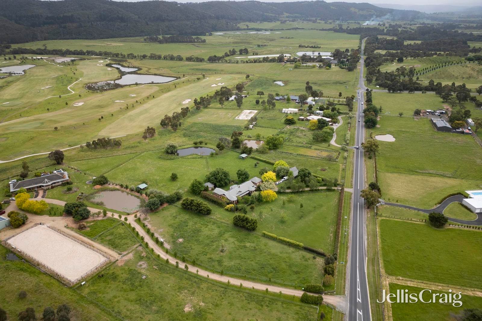221 Victoria Road, Yering image 14
